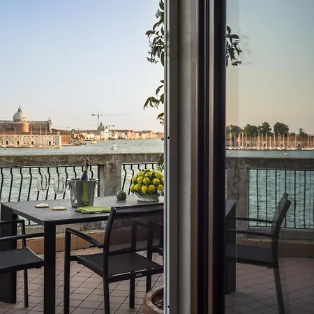 아파트 Attic Boutique San Marco R&r