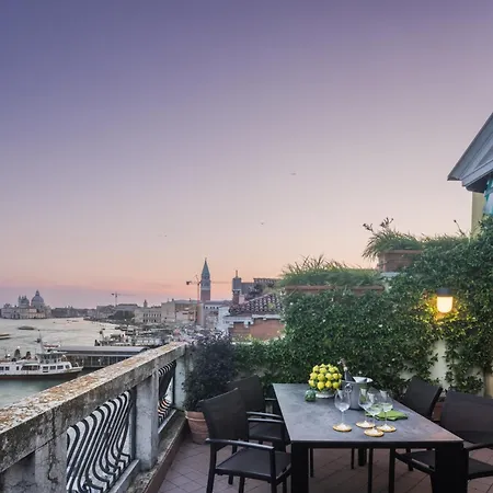 Attic Boutique San Marco R&r Apartman Velence