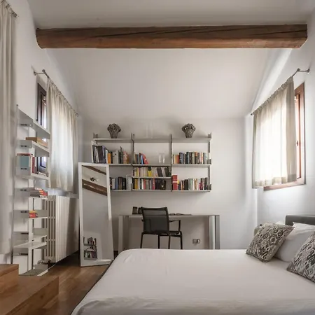 Attic Boutique San Marco R&r Apartman *